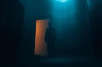 10 Thrillers Like Hide and Seek (2013)