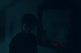 Movies & Shows Like Peeping Tom for Suspense Lovers